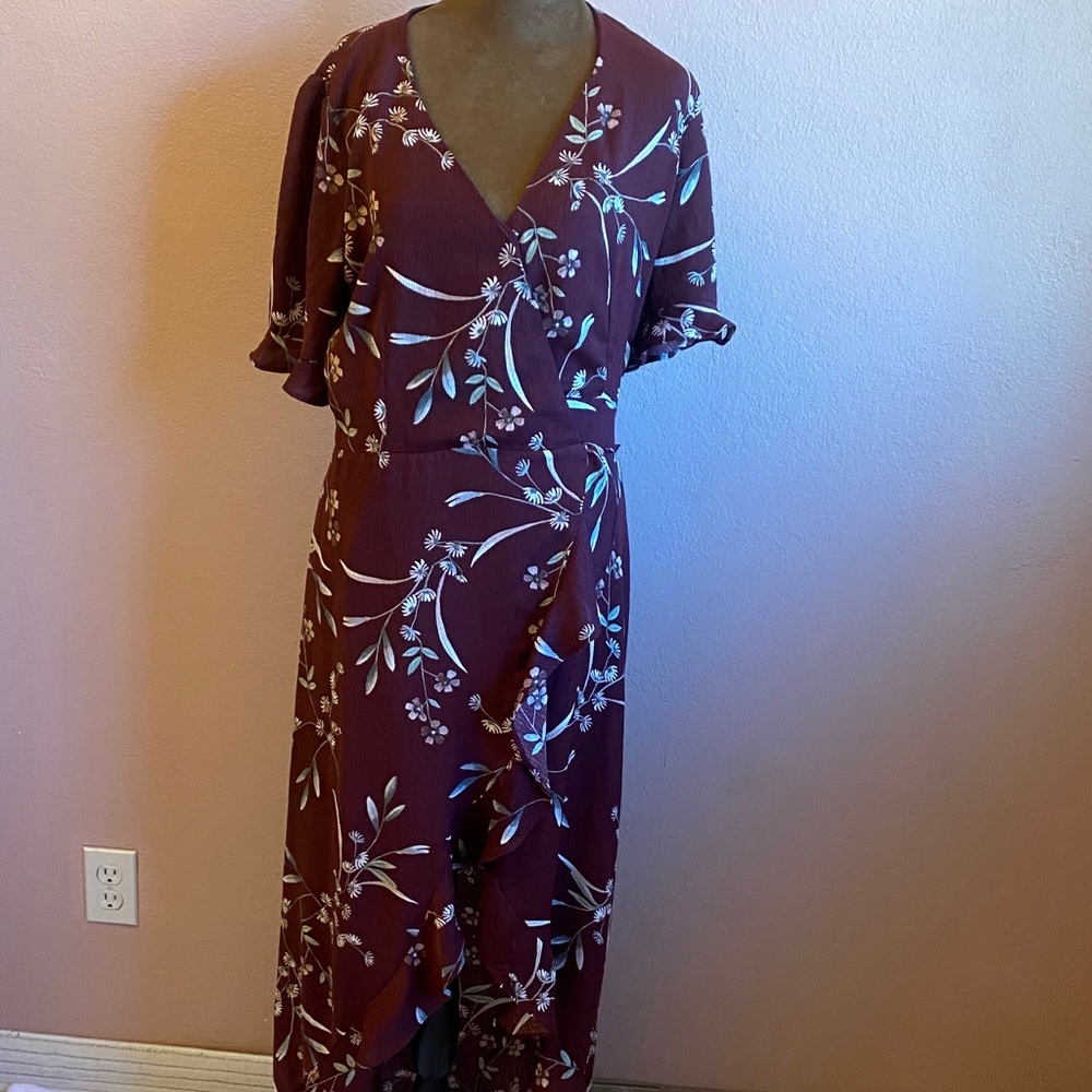 Lulu's Burgundy Floral Midi Dress